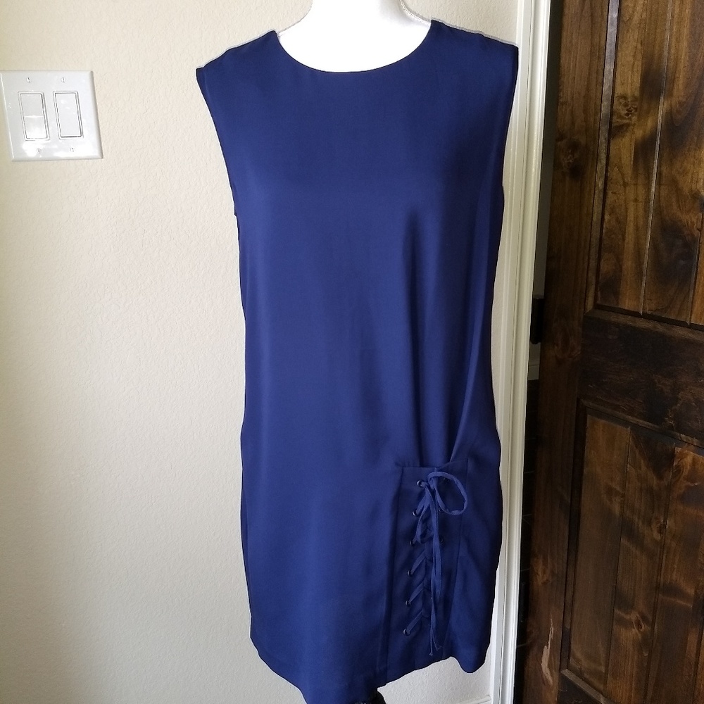 Kenneth Cole Black Label 100 % Silk Shift Dress